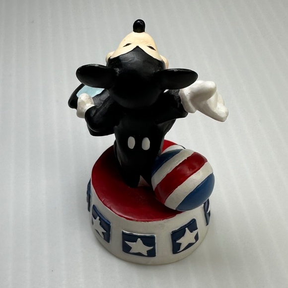 Lenox Disney Grand Master Mickey Mouse Magic Collection Circus Thimble - Picture 4 of 5